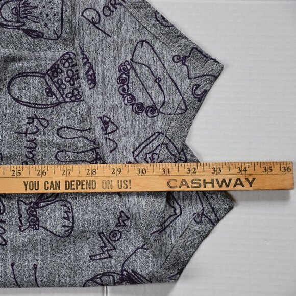 INOAH Asymmetrical Wearable Art Top - Picture 12 of 12